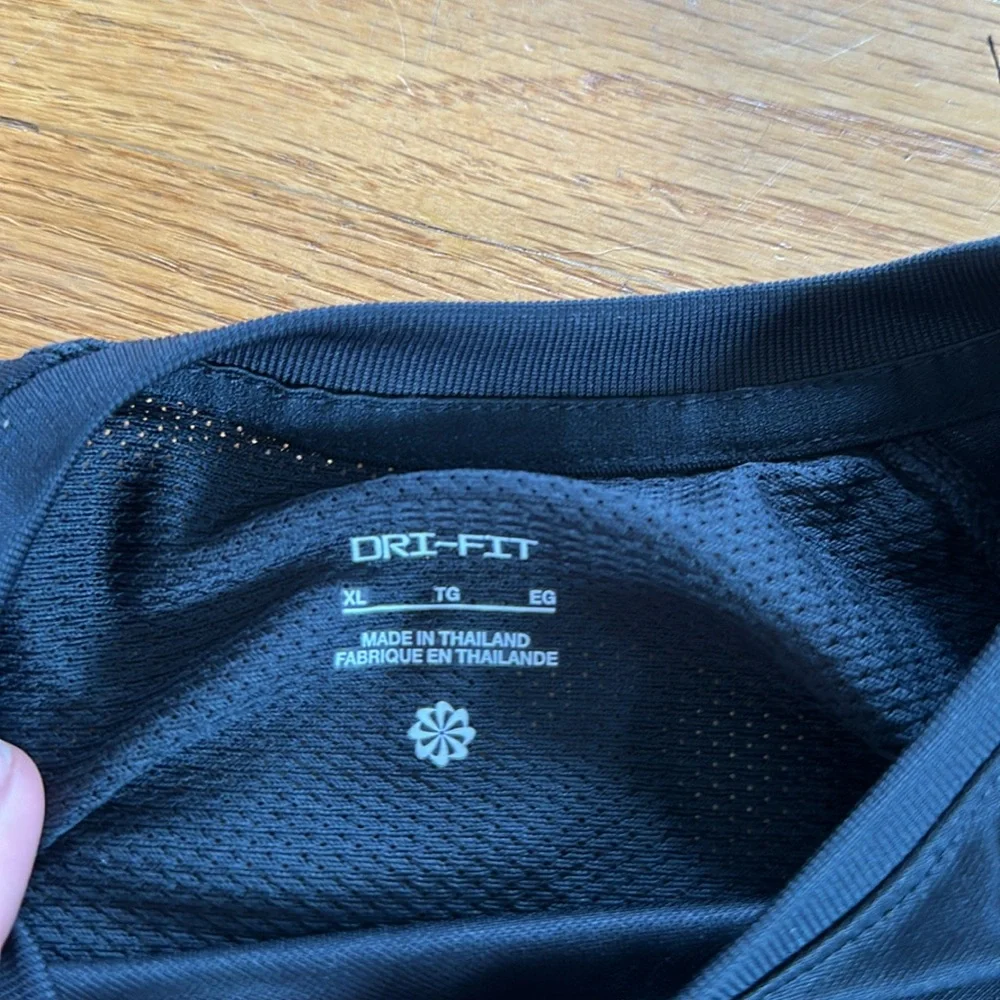 Black dry fit Nike tshirt